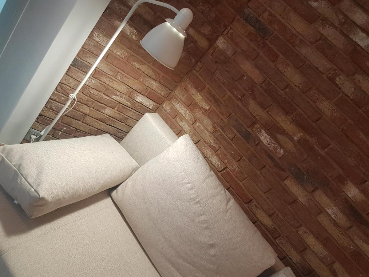 Apartment Mlynarska - Indywidualny Dostep