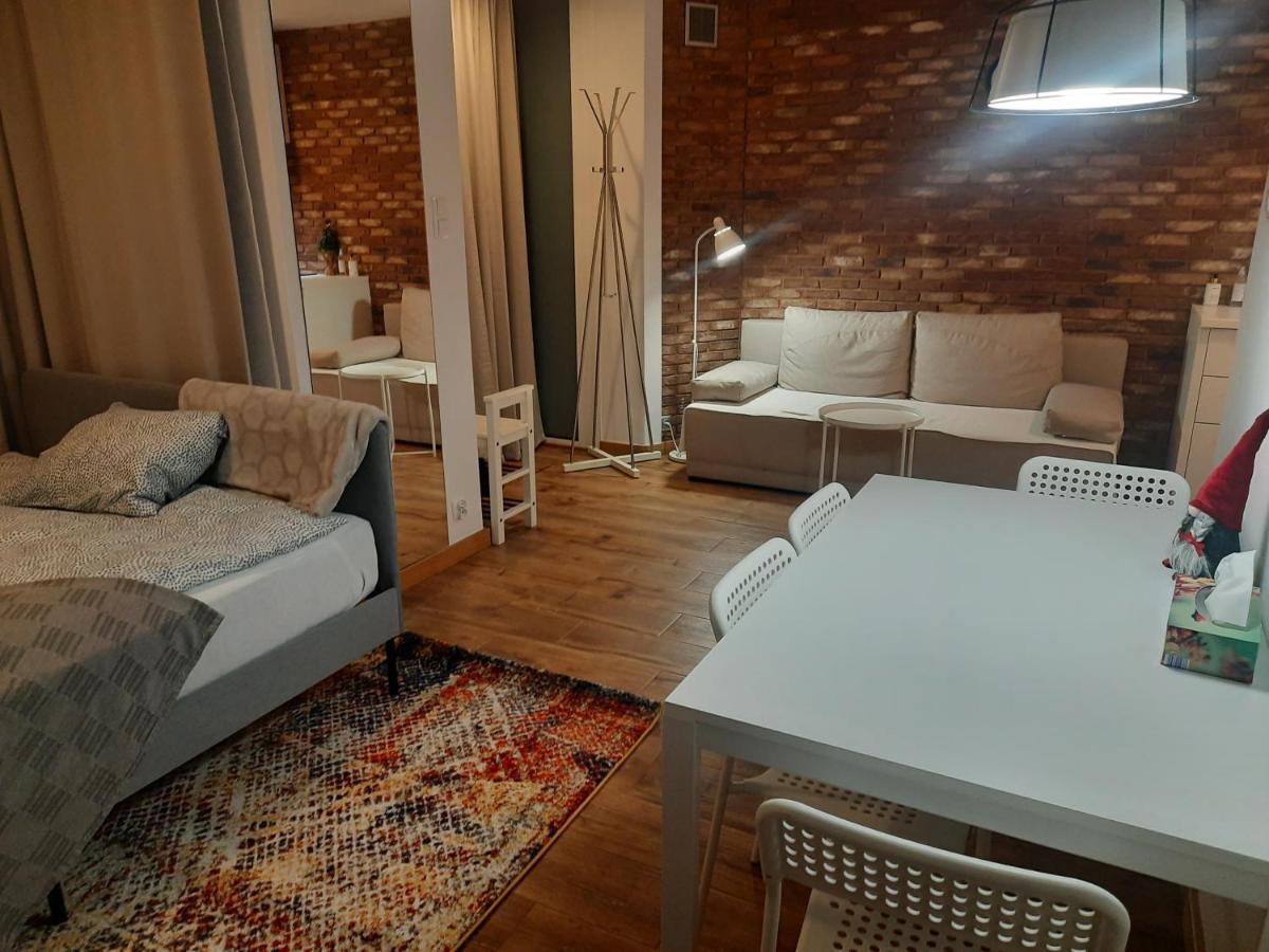 Mlynarska - Indywidualny Dostep Apartment *