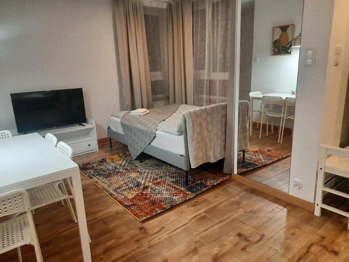 Apartment Mlynarska - Indywidualny Dostep